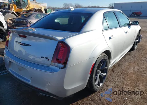 2021 Chrysler 300 300S z USA, uszkodzony, nr VIN 2C3CCABG0MH660663